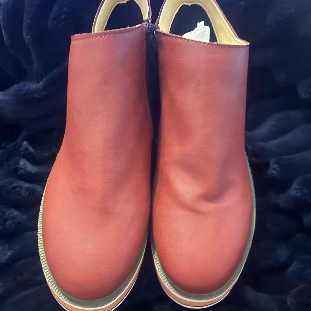 Women's Ankle Booties in Rust Brown